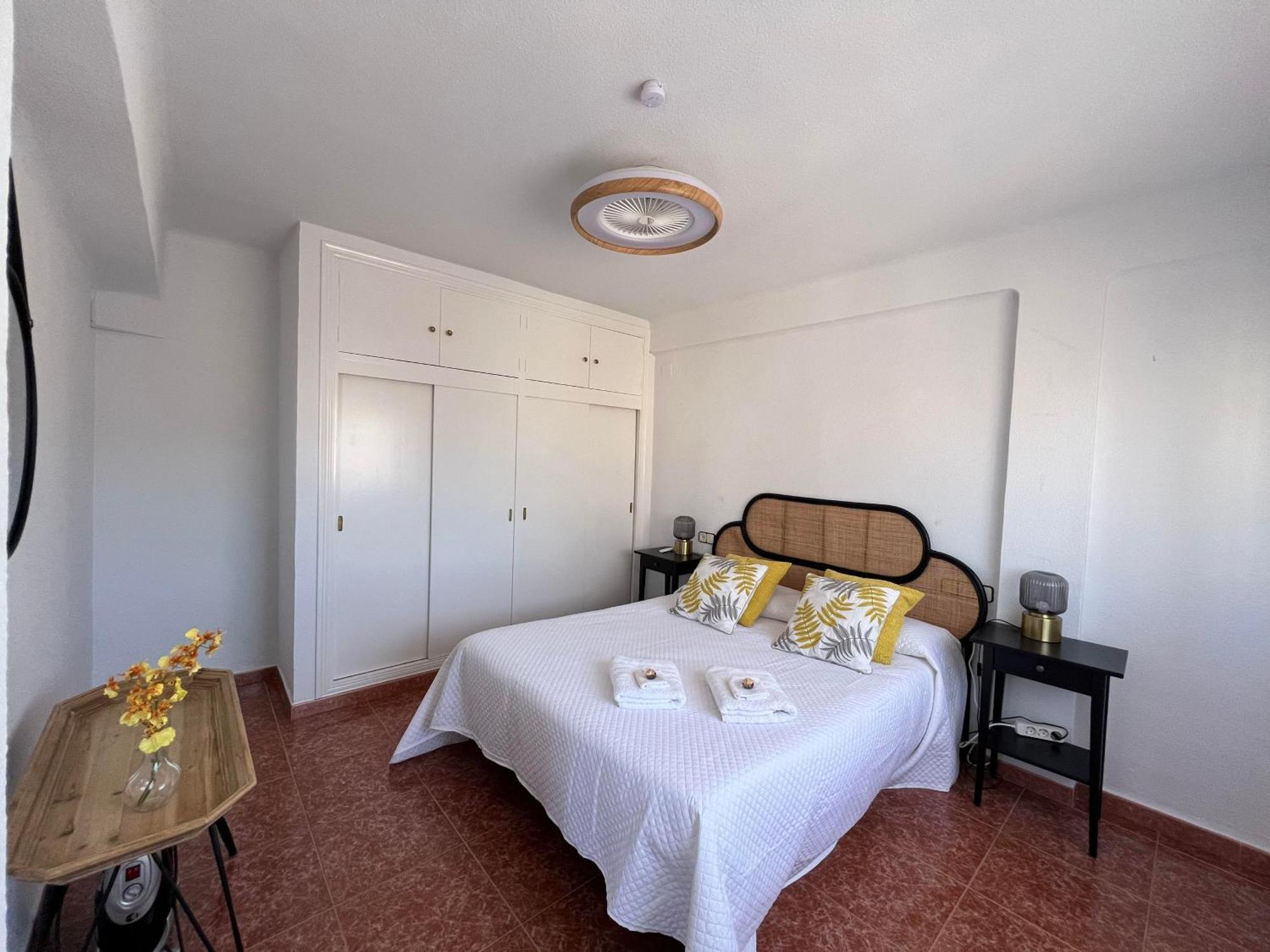 Gran Apartamento Con Parking Gratis Centro De Málaga Exteriör bild